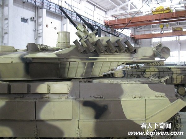 最新改型坦克新炮塔